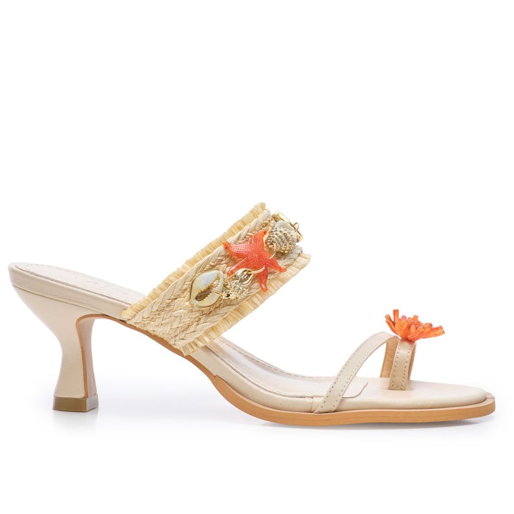 sandalias-m|s-off-white-salto-medio-com-aplicacao-artesanal-1 sandalias-m|s-off-white-salto-medio-com-aplicacao-artesanal-1